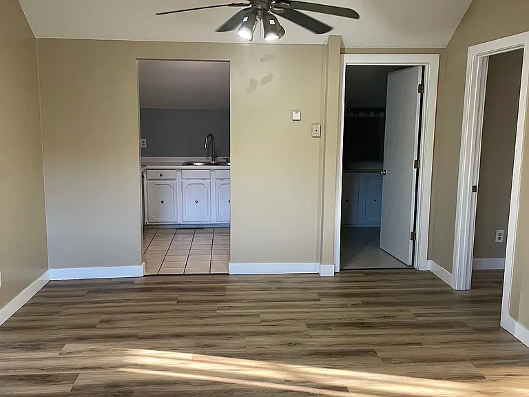 1808 W Alcott Ave #1 — Photo 2