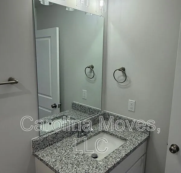 171 Randwick Ln — Photo 13