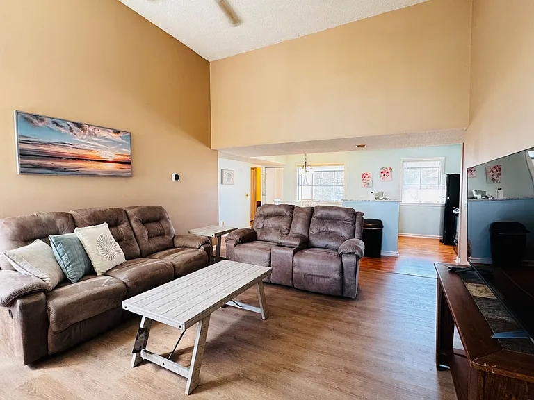1025 Plantation Dr W #2527 — Photo 6