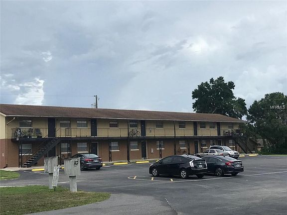 2nd image of 609 S Central Ave