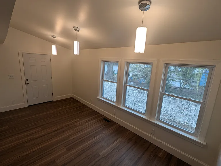 8706 Bi State Blvd — Photo 14