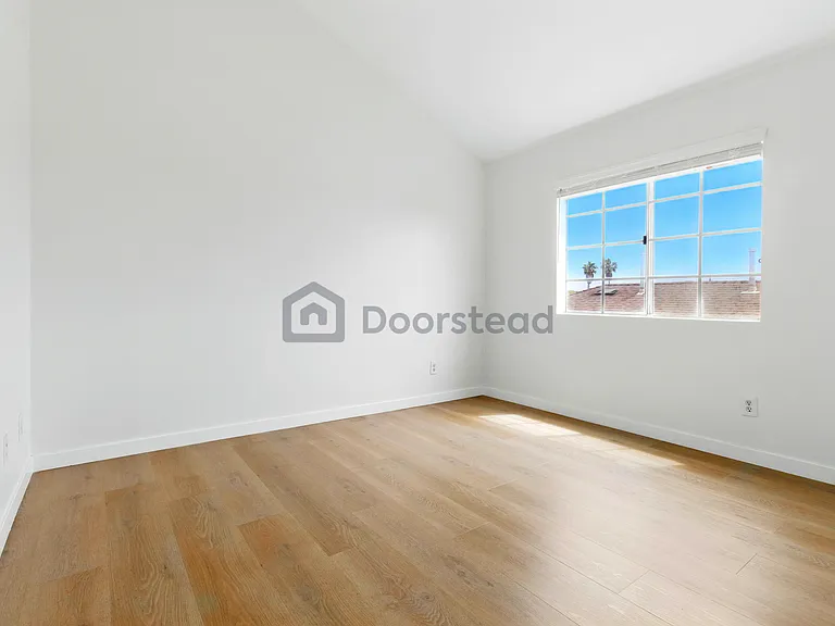 283 Date Ave #C — Photo 18