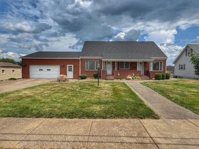 905 S Cascade St, New Castle, PA, 16101