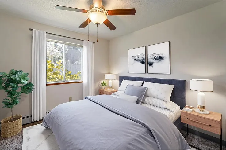 2207 E Park Ave — Photo 3