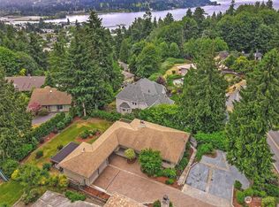 18504 53rd Ave NE, Lake Forest Park, WA 98155