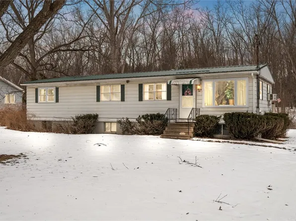 92 W Main St, Trumansburg, NY 14886