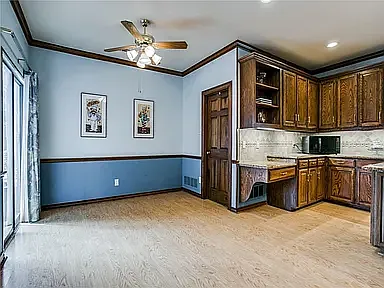 4652 Portrait Ln — Photo 16