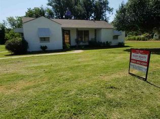728 Basset Rd, Cyril, OK 73029