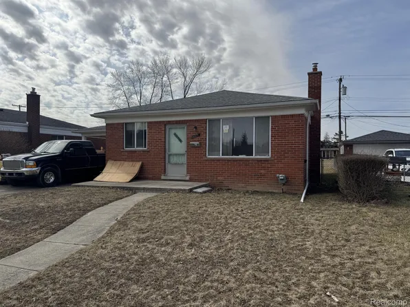 26431 Tom Allen Dr, Warren, MI 48089