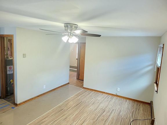 2nd image of 99 Plaza Ct