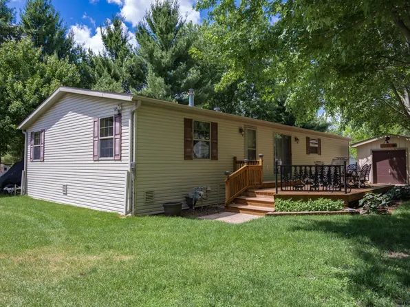 5 Deer Run, Mauston, WI 53948