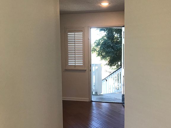 4th image of 1899 Lakebird Dr
