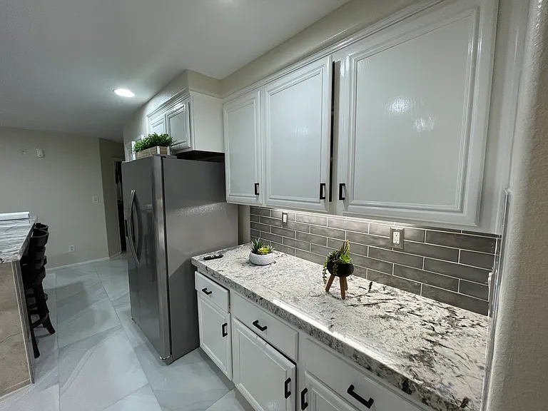349 Velino Ave — Photo 22