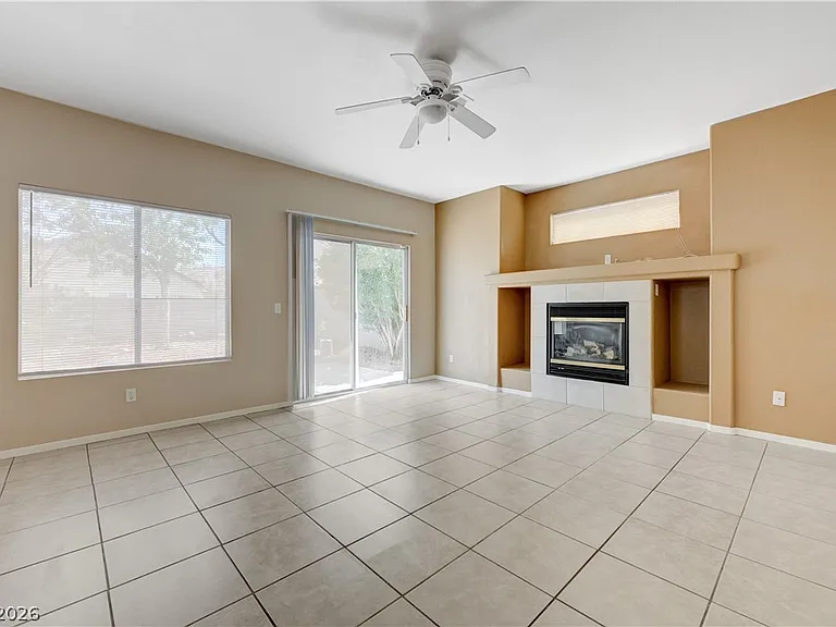 8905 Colorful Pines Ave — Photo 15