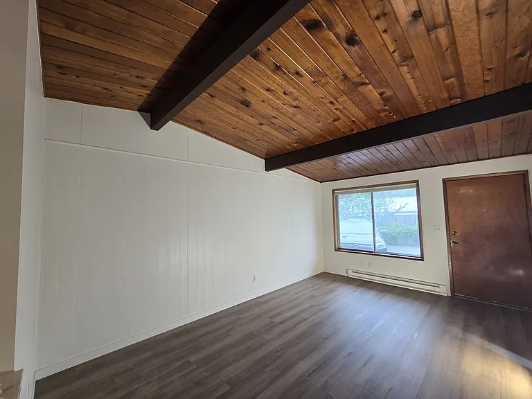 2530 SE 170th Ave #2 — Photo 4