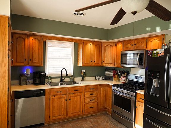 5th image of 213 Terrace Dr