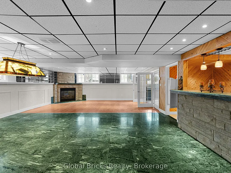 14 Fisher Dr — Photo 35