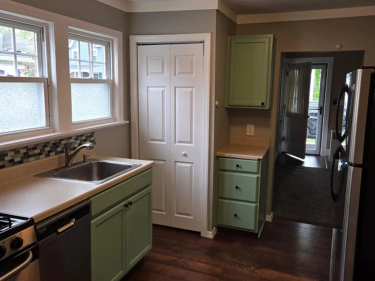 151 W Central Ave — Photo 10