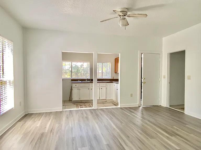 116 Bridge St #2 — Photo 1