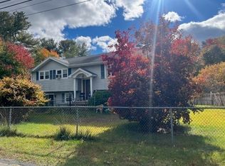 35 Windham Rd, Tewksbury, MA 01876
