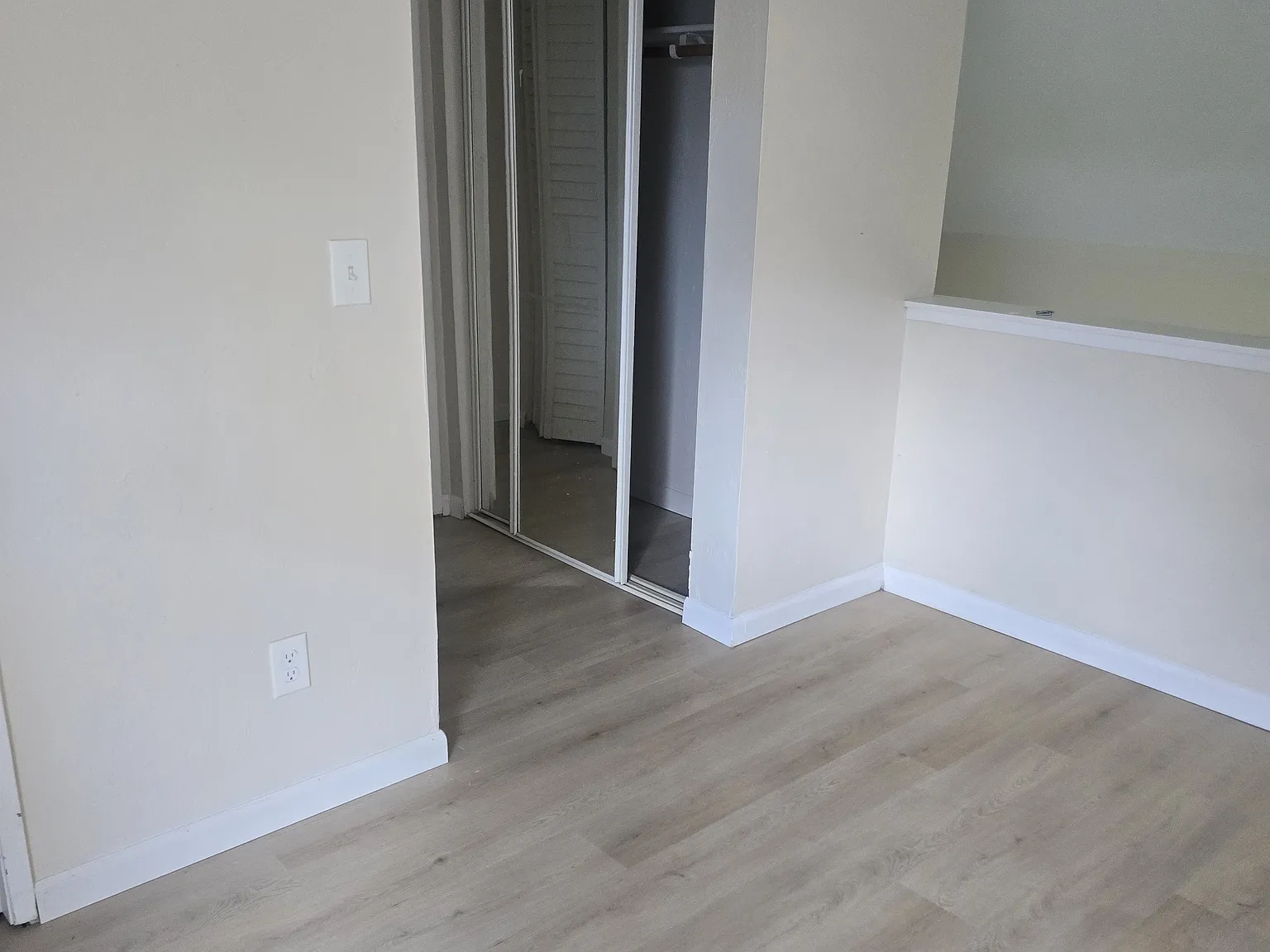 2 bed, 1075 sqft, $1,400 — Photo 3