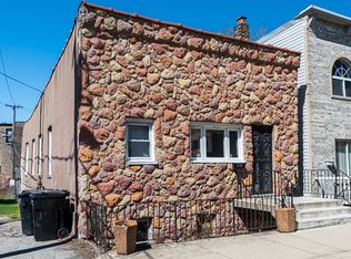 2546 S Lowe Ave, Chicago, IL 60616