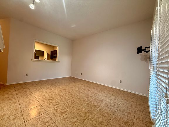 2nd image of 14277 Preston Rd APT 512