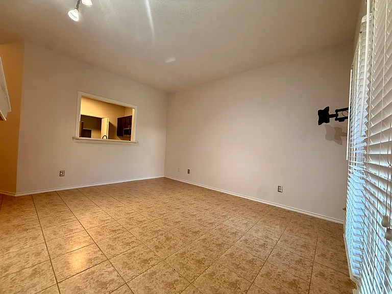 14277 Preston Rd #512 — Photo 2