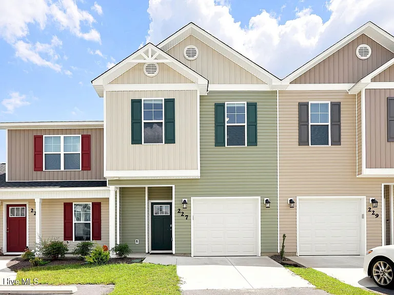 227 Crab Claw Spit Ln — Photo 1