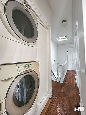 3rd image of 579 Hancock St Floor 3