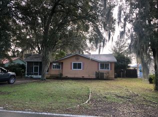 429 Holiday Dr, Interlachen, FL 32148