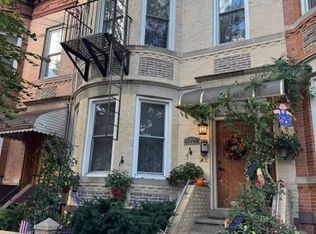 6033 68th Rd, Ridgewood, NY 11385