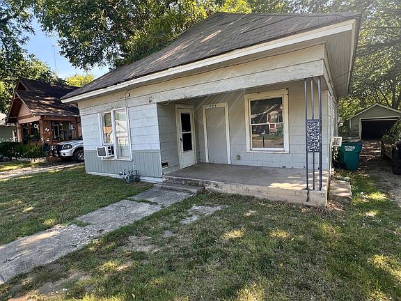 2nd image of 728 Ritchey St