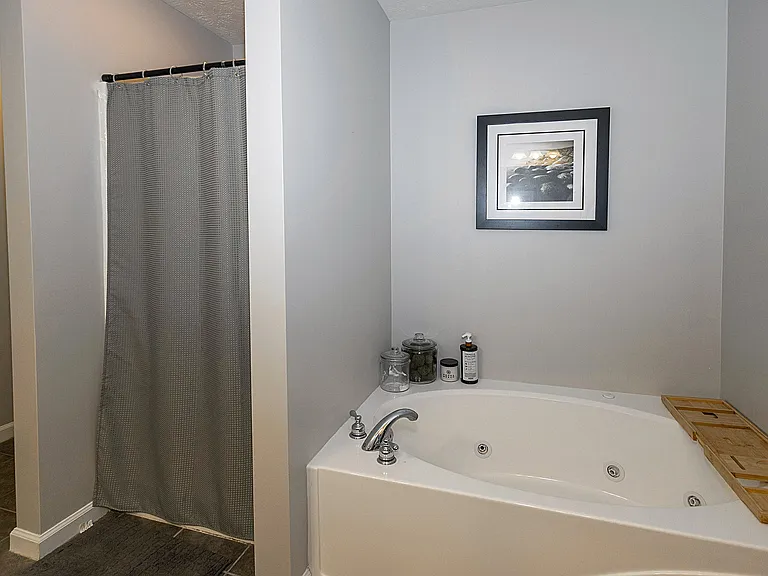 6595 Reserve Dr — Photo 12