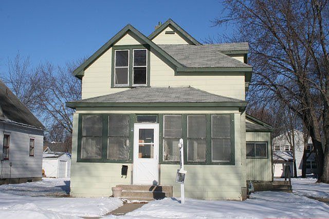 For Sale: 218 Wheeler Avenue, North Mankato, MN 56003