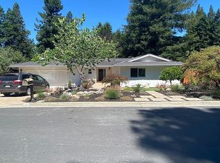 16 Cavalry Ct, Danville, CA 94526