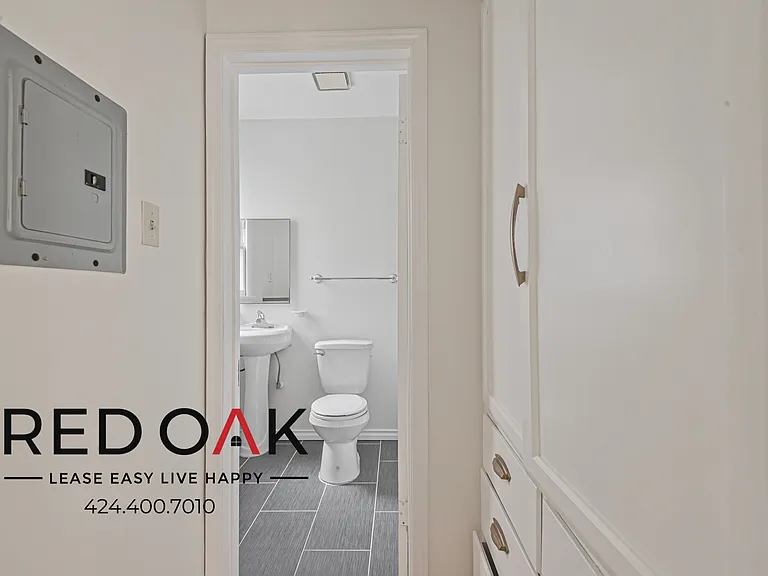 852 N Oxford Ave #854 — Photo 8