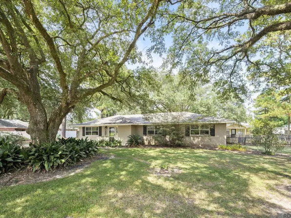 7455 Thames Dr, Denham Springs, LA 70706