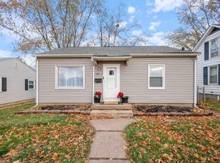 2011 35th St, Rock Island, IL