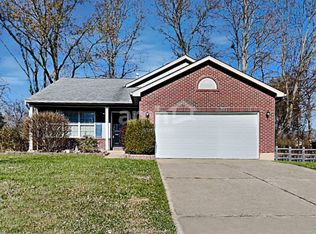 2040 Sunset View Ln, Amelia, OH