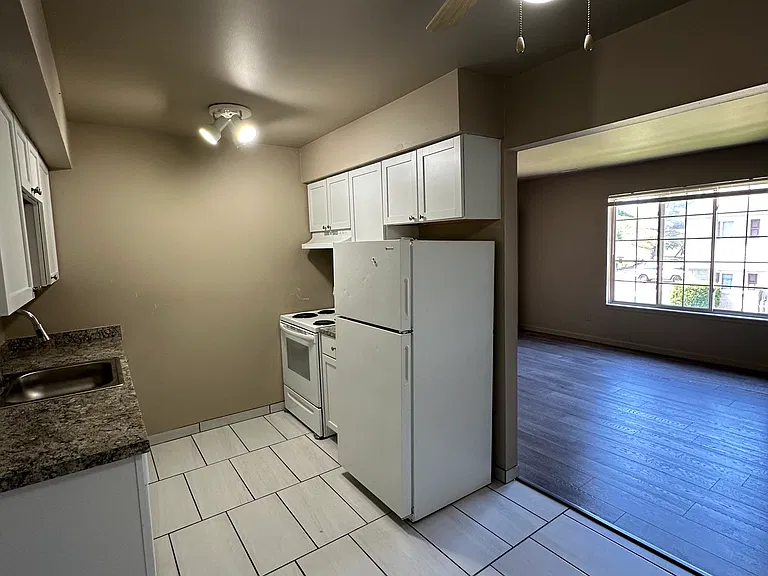 43780 Freeway Dr #104 — Photo 6