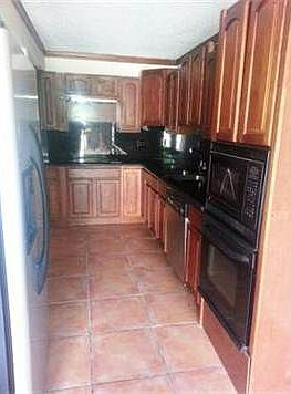 4th image of 650 NW 210th St APT 104