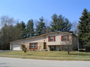11230 Armon Dr, Carmel, IN 46033