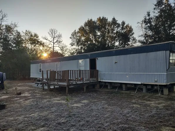 511 Marion Ave, Interlachen, FL 32148