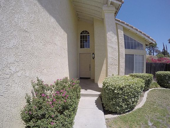 2nd image of 2618 La Ventana Dr