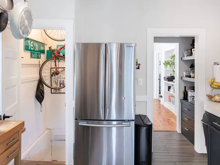 2518 N Williams St — Photo 13