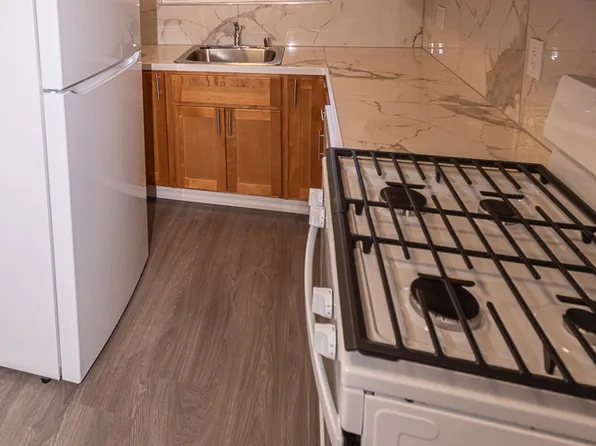 785 Live Oak Ave #A, Menlo Park, CA 94025