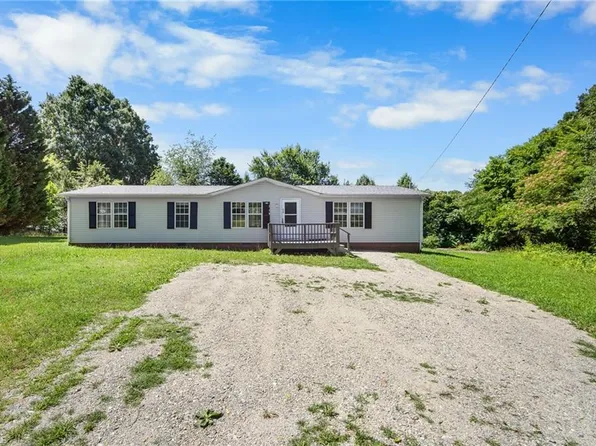218 Rachael Dr, Winston Salem, NC 27107