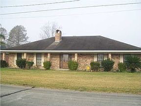 1st image of 806 Roberta St