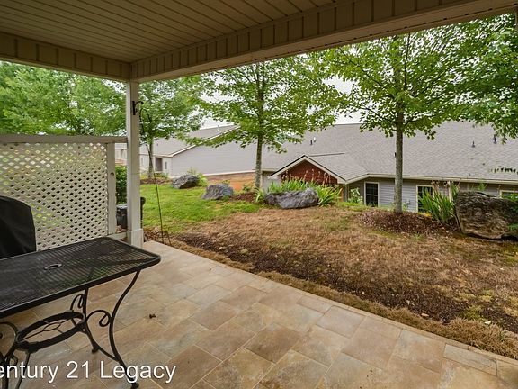4th image of 439 Old Grist Mill Blvd